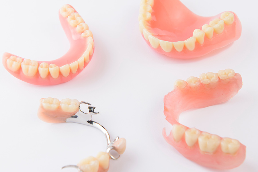 入れ歯（義歯）